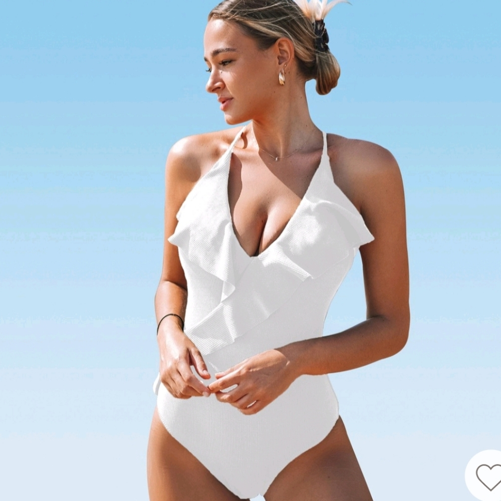 NWT White Cupshe Swimsuit XXL